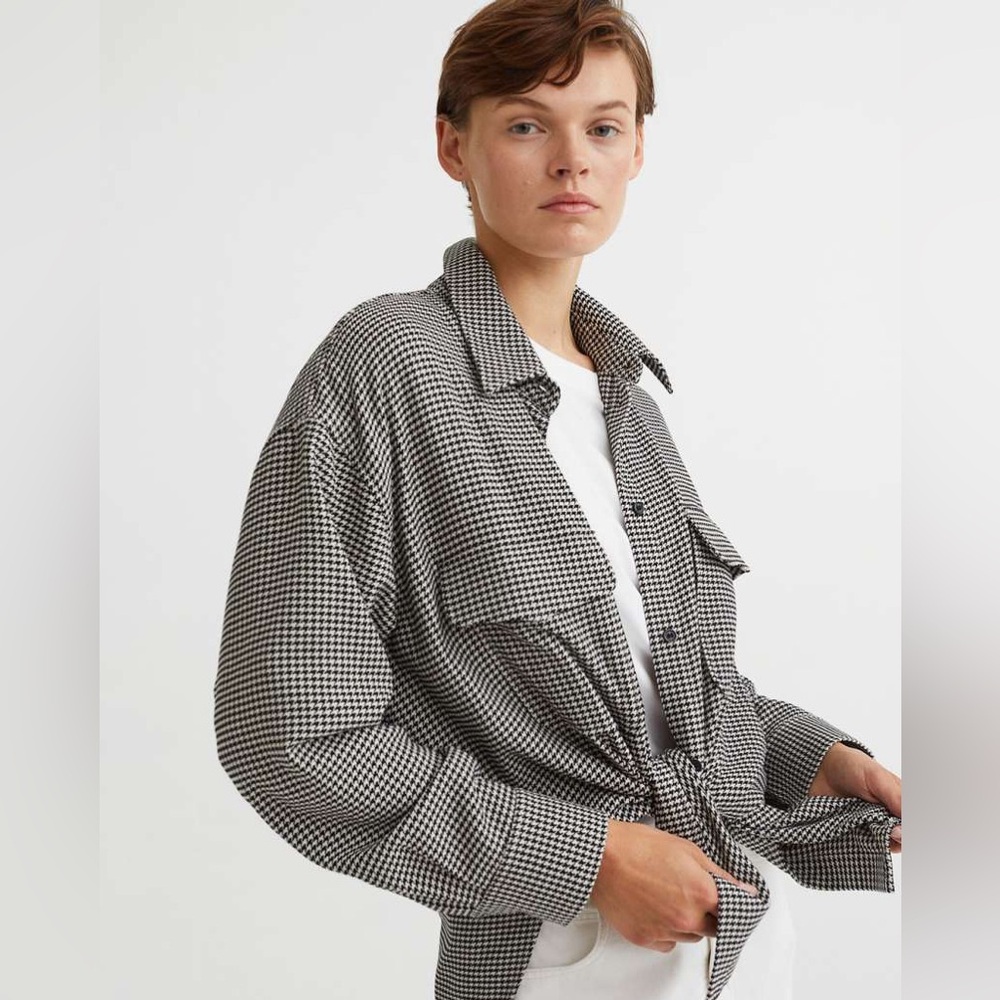 H&M Black and White Houndstooth Overshirt Jacket